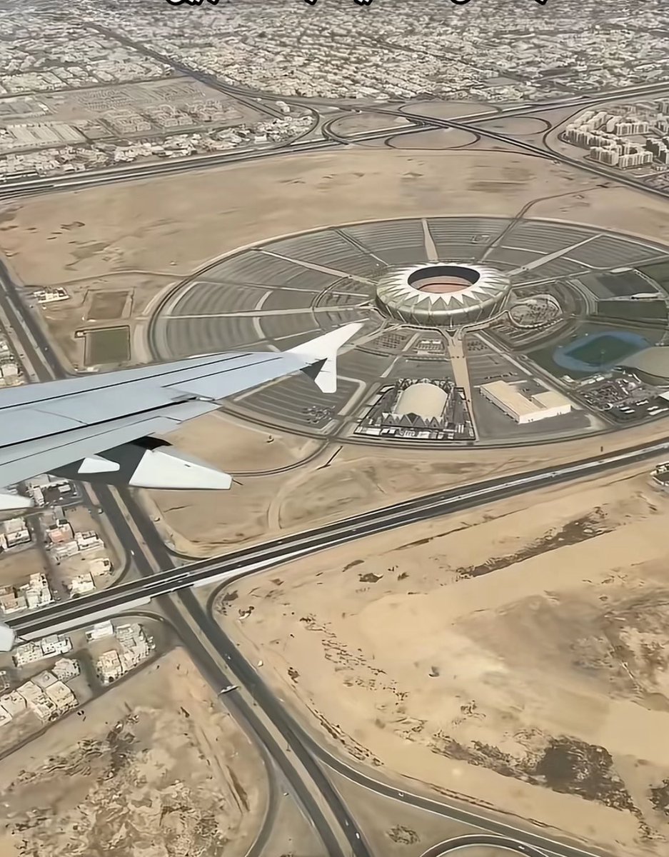 ksa966___'s tweet photo. ايش اللي يمنع من التشجير الارض اللي حول ملعب الجوهرة في جدة كاننا في صحراء قاحلة شيء يسد النفس https://t.co/tEP9F0BcYA