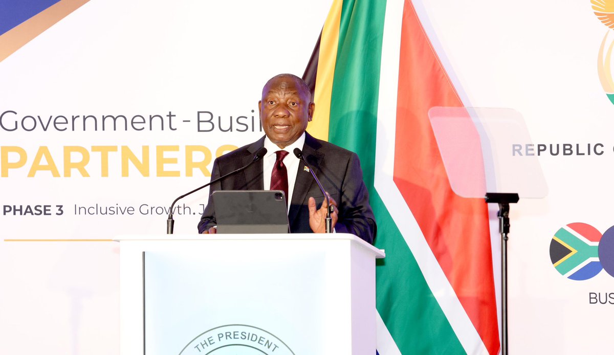 GoZa_TV_'s tweet photo. President @CyrilRamaphosa attended the launch of Phase 3 of the Government-Business Partnership this morning, alongside Adrian Gore, Discovery Group Founder and CEO.

The partnership aims to accelerate economic reforms, investment, growth and job creation. 🇿🇦 #gozatv https://t.co/IZLfXzl4F4