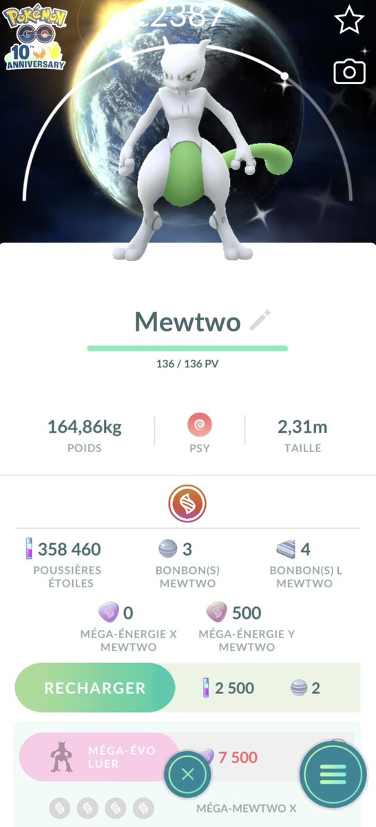 Sam_Liza_666's tweet photo. Plus d’un an que je n’avais pas joué à #PokémonGO, des amis me disent d’y rejouer car il y a un évent Mewtwo easy à capturer car on obtient une MasterBall pour l’attraper, quand j’ai vu qu’il était chromatique OMG!!!
Ils étaient trop deg car eux l’ont eu en normal… x’) https://t.co/5EjMuZtaJK