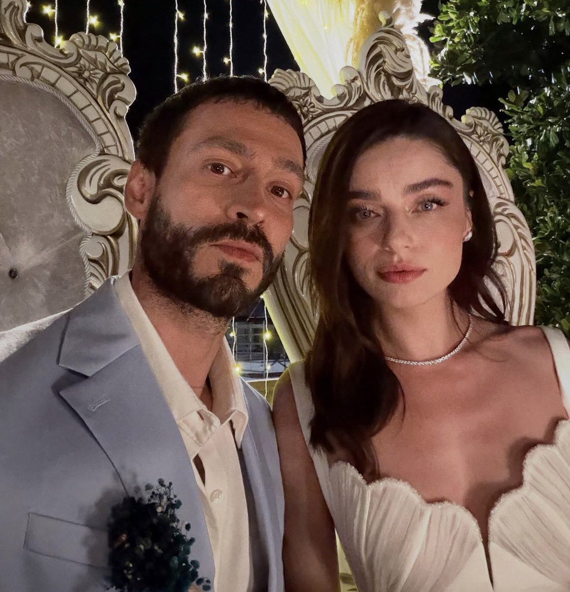 Maria_21_01's tweet photo. Canlarım #AyKin , hadi gerçek hayatta da düğününüzde birlikte eğlenelim😍 Turdizinin en güzel çifti!❤️ #MuhtemelAşk #DefKad https://t.co/gVaRI8npTF