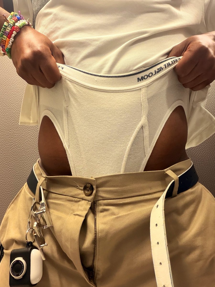 WedgieGallery's tweet photo. wedgies for lunch 😵‍💫 https://t.co/ISp29Zc3aV