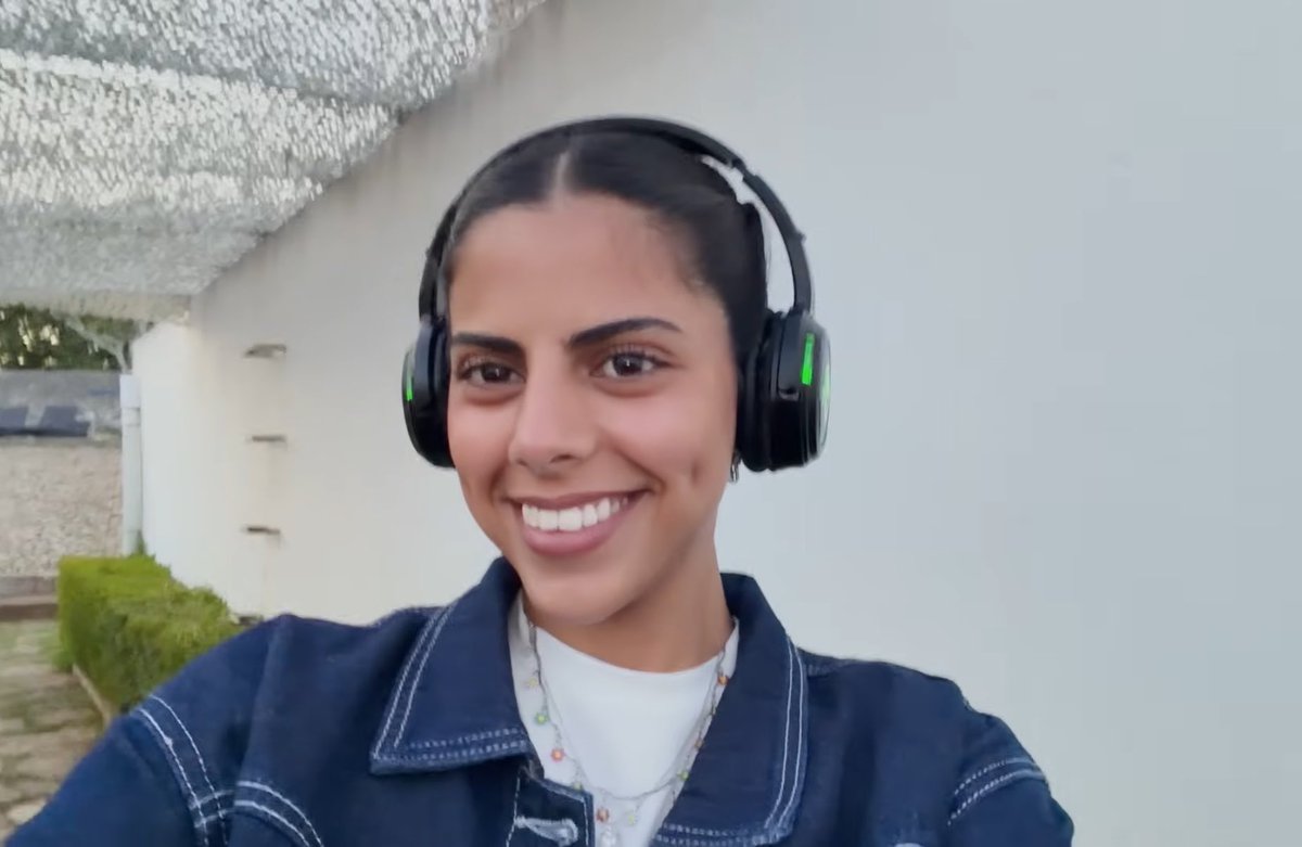 iiohll's tweet photo. جدًا جدًا جدًا جدًا استمتعت بجمال الفلوق لدرجة كان بخاطري انه ما يخلص اندمجت وانبسطت واستمتعت حييييييل اتمنى انها ما تنقطع سلسلة الفلوقات ❣️ https://t.co/DPbZkblZpu