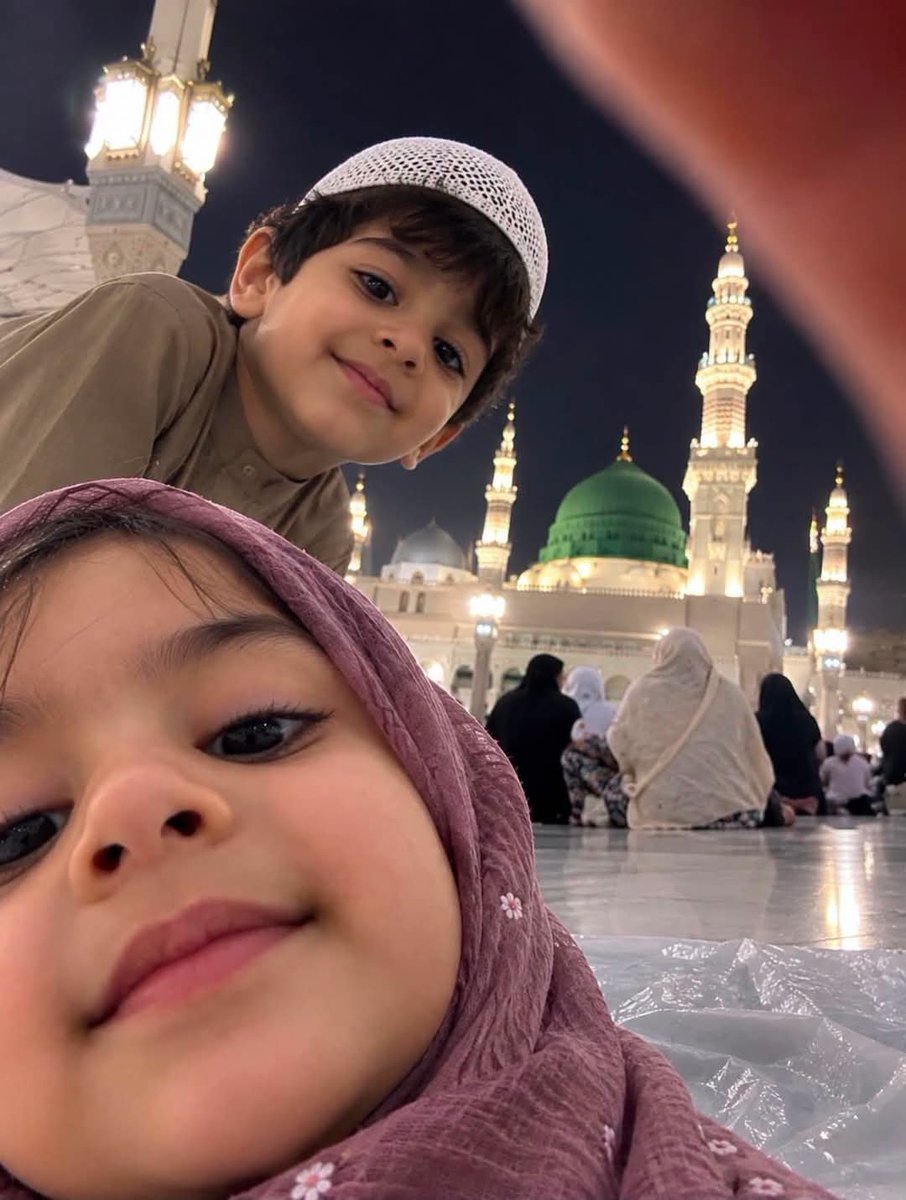H193868's tweet photo. {رَبَّنَا وَاجْعَلْنَا مُسْلِمَيْنِ لَكَ وَمِن ذُرِّيَّتِنَا أُمَّةً مُّسْلِمَةً لَّكَ} 🤍 https://t.co/tketyFFn7N