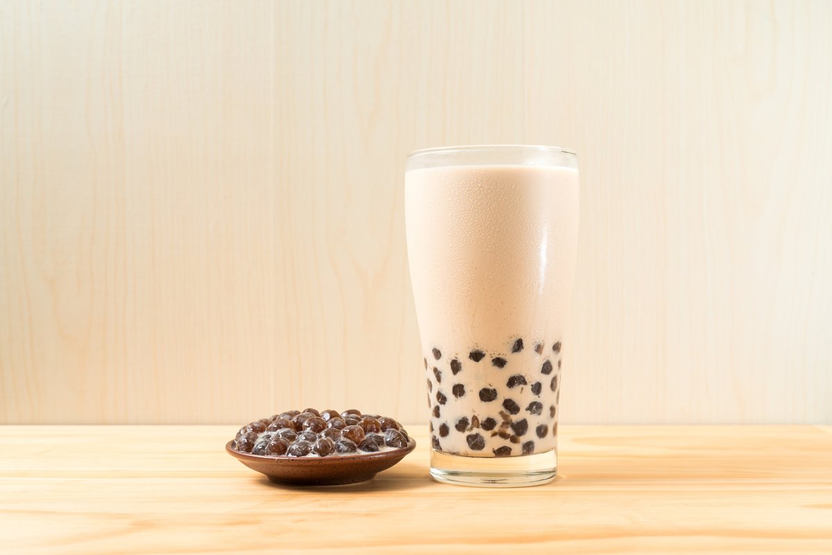 BitzyTreats's tweet photo. Just found the coziest boba spot in town! Their honey cheese foam topping is chef’s kiss and the taro boba is chewy to perfection. Must-try for any tea lover https://t.co/S8kqkUgS41