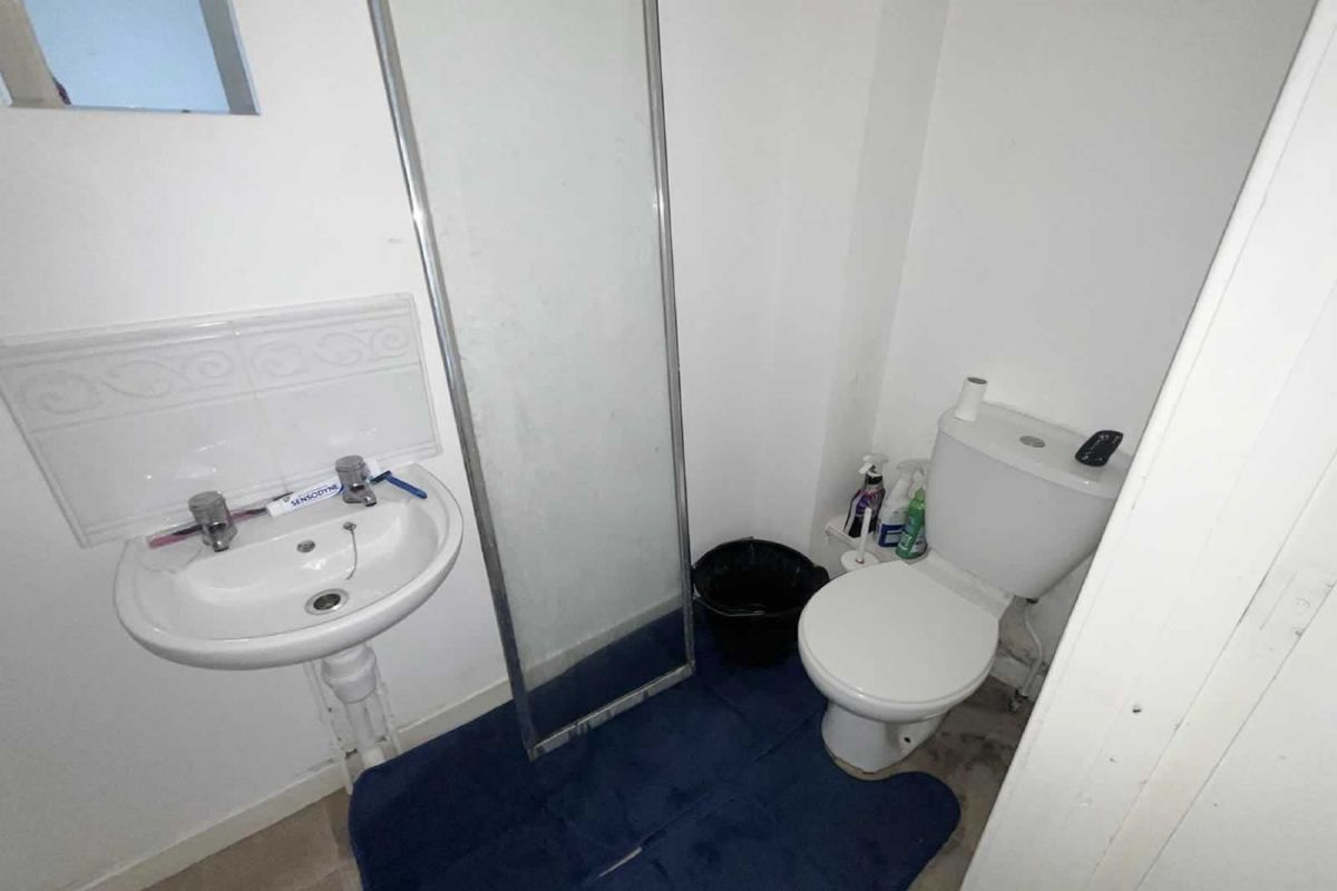 FuturePropAuc's tweet photo. NEW ENTRY ALERT - 5 Hamiltonhill Gardens, Flat 1-1, Glasgow - OPENING BID £99,000 https://t.co/OPuAE96LoV https://t.co/AIALVpDuMR