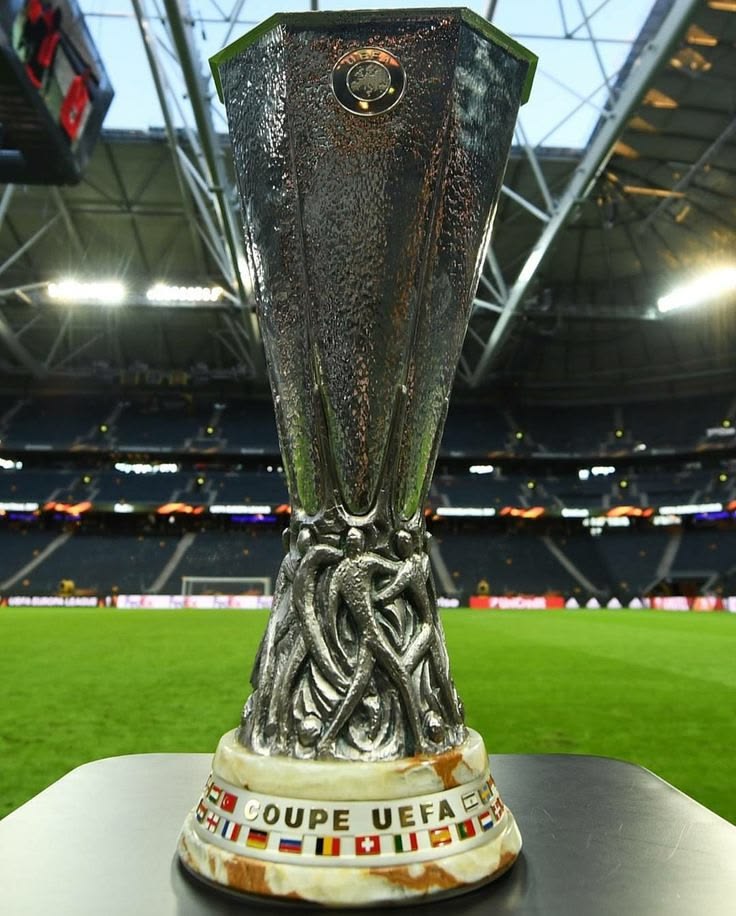 KeroBayS's tweet photo. YAVAŞ YAVAŞ FİNALE DOĞRU 2-0 #BJKvZAL https://t.co/qNB3KLkh4V