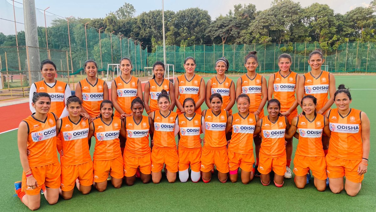 AkhandSharma13's tweet photo. Well done Girls to drew vs England 👏🇮🇳
#HockeyWorldCup2026 #Hockey
#INDWvENGW #TeamIndia https://t.co/eAwYCF5a3I
