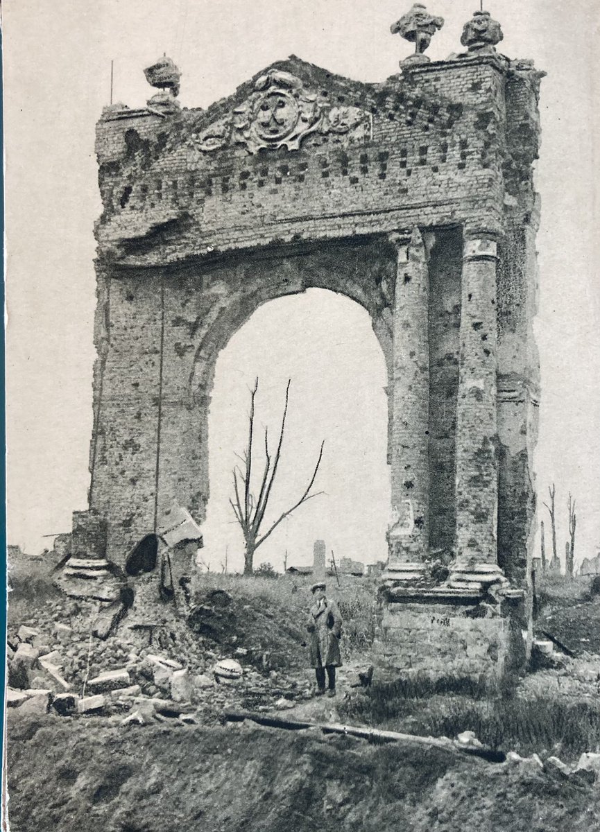 KJvanWijk's tweet photo. Toen & nu #Ieper 1918
#InFlandersFields
De restanten van de Kloosterpoort. https://t.co/KtObOg8Ycl