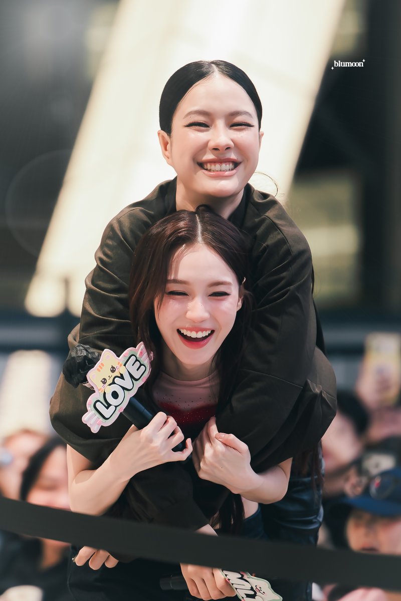 blumoonfoto's tweet photo. น่ารักทิสุดในโลกเลยแหละ🫳🏻💚💖

MILKLOVE AUTHENTICALLY ICONIC #LSA50ICONS2026 
#MilkLove #มิ้ลค์เลิฟ https://t.co/ZINqTtle2j