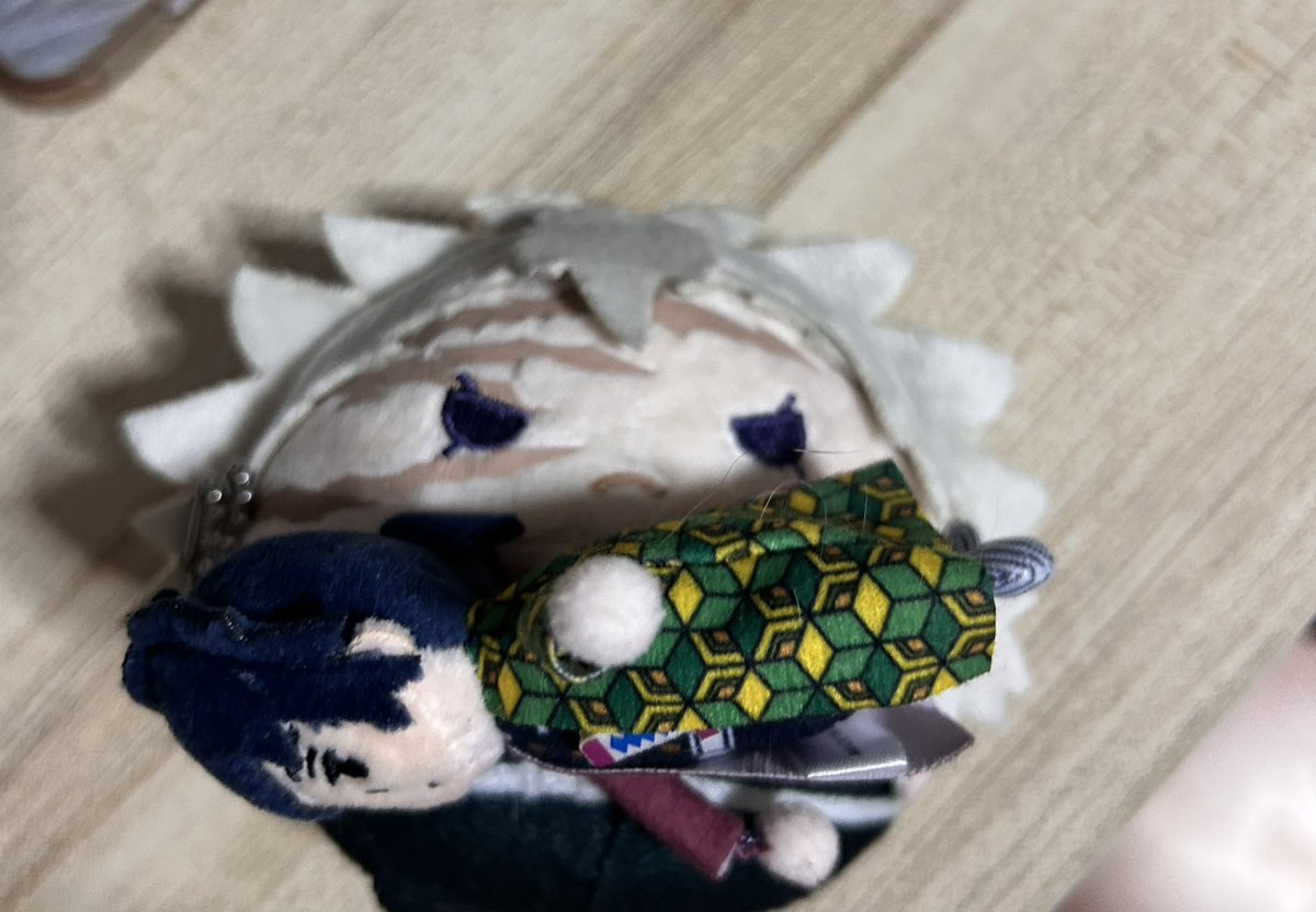 LeonoraHsu's tweet photo. 🍃🌊

upside down 姫様抱っこ https://t.co/y2OjgYSeYq