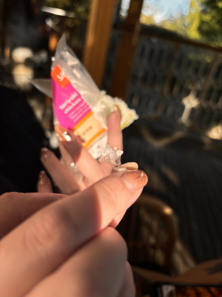 Paulp2002P's tweet photo. @YOSushi We found some plastic inside of our teriyaki chicken onigiri today, I’m guessing this isn’t meant to be in there?? https://t.co/OVeDu9iBrN