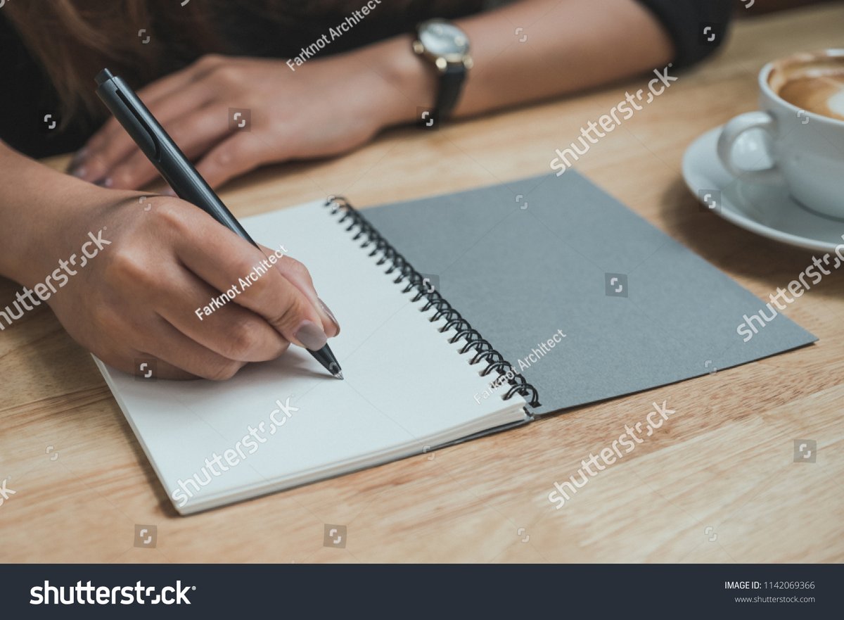 JuaniparYuon's tweet photo. Tired of forgetting new English words Try using them in 1-sentence daily journaling — it sticks way better than rote memorization!  #EnglishLearning https://t.co/b6iXQDKWmo