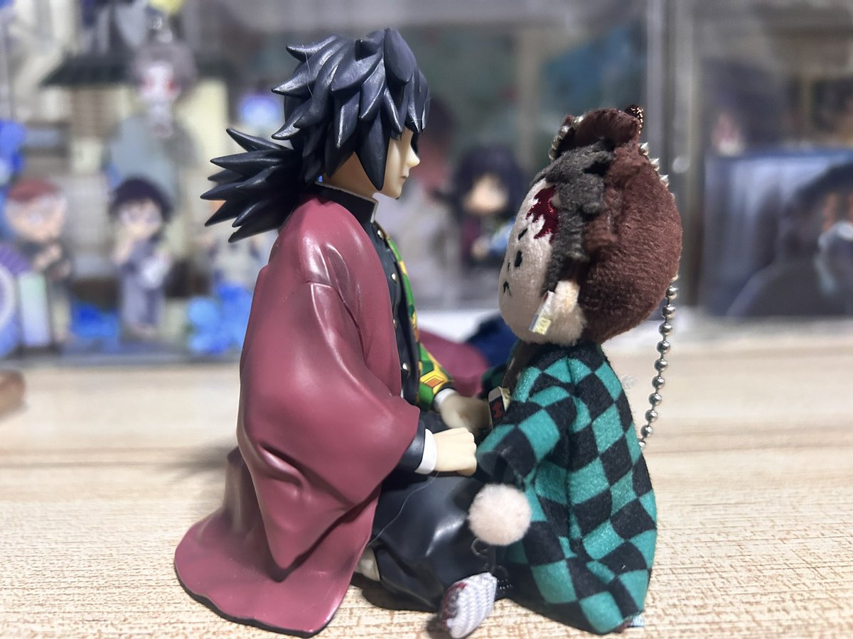 LeonoraHsu's tweet photo. 炭治郎の腕って、いつも横に伸ばしてるよね。
なんか、ずっと冨岡さんを守ってるみたいでいいな。 https://t.co/xGnKu7CAoh