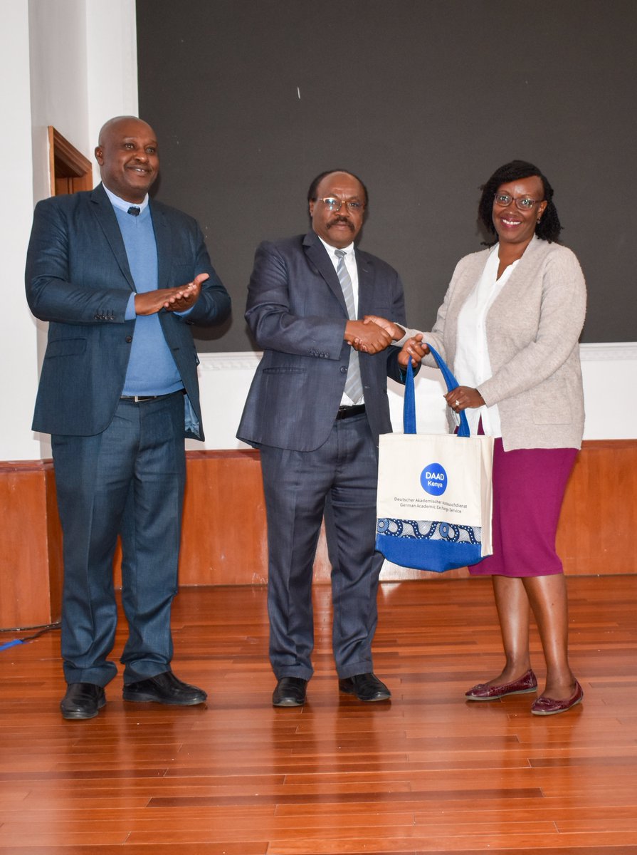CUE_Kenya's tweet photo. by insights from Prof. Madara Ogot and Dr. Wanjiku Ng’ang’a.
CUE CEO Prof. Mike Kuria and DAAD Regional Director Dr. Dorothee Weyler delivered the closing remarks, before the dialogue was officially closed by Director of Higher Education Dr. Darius Mogaka. https://t.co/LzInPSoFak