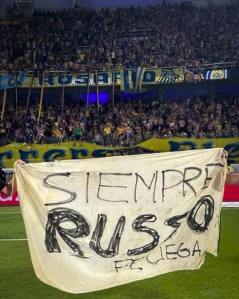 Desadeltw's tweet photo. Hola Miguel, perdón por molestarte, solamente te pido una de las tuyas, como en Porto Alegre allá por el 2024, como en Santiago aquel 2023 glorioso. Una más. 

Gracias de antemano y te amamos. https://t.co/H8MXgJrWMF
