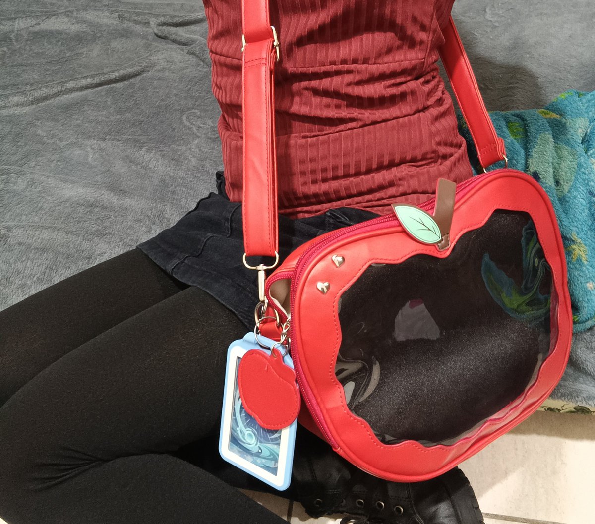 roiduneige's tweet photo. nem mostrei para meus applemigos o que chegou ontem https://t.co/cBf4UHOmPK