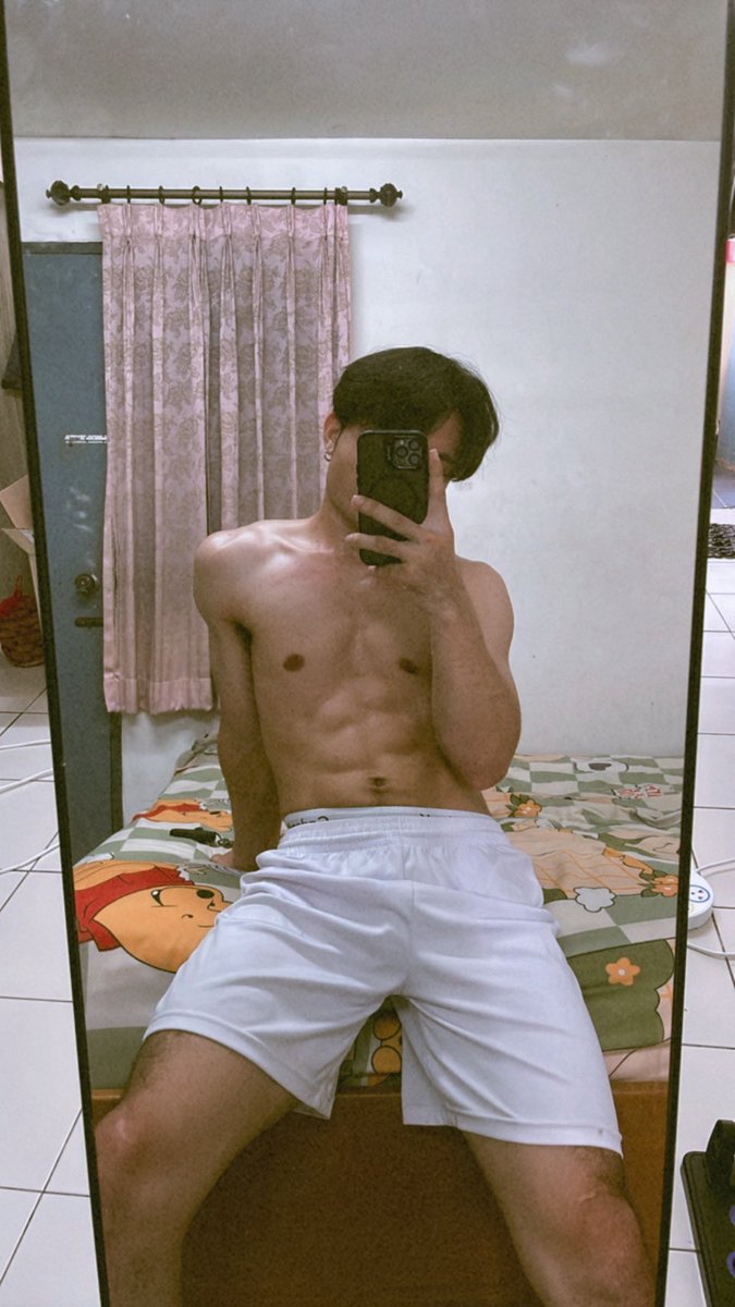 sangkakorn1991's tweet photo. 🥵 https://t.co/85krZzDtjH