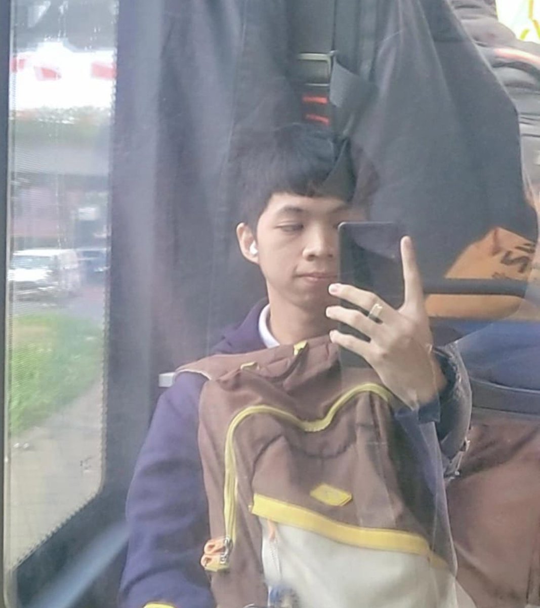 MochaaaLatte_'s tweet photo. [FRIENDSHIP APPLICATION]

Name: Hiro Pr
Age: 20
Occupation: Auditor at bumc
Domicile: Jakbar 
Zodiac: Taurus
Height: 171 cm
Hobby: ngegame 😌😛, rebahan, masak, traveling, jajan ngemil, aplgi nyanyi
Fun fact: anak nya clingy, ga suka orng avoidant 😌 https://t.co/jSXh6pvDjt