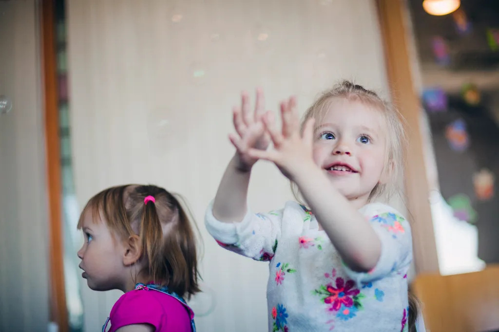ChildCareEd's tweet photo. #language #selfregulation #cooperation No Sitting Required! Toddler Circle Time Ideas That Get Little Bodies Moving: Toddler circle time should prioritize purposeful movement over prolonged sitting, supporting children’s motor, language, cognitive,… https://t.co/8wteg0S8rb https://t.co/GbLhUorUOa