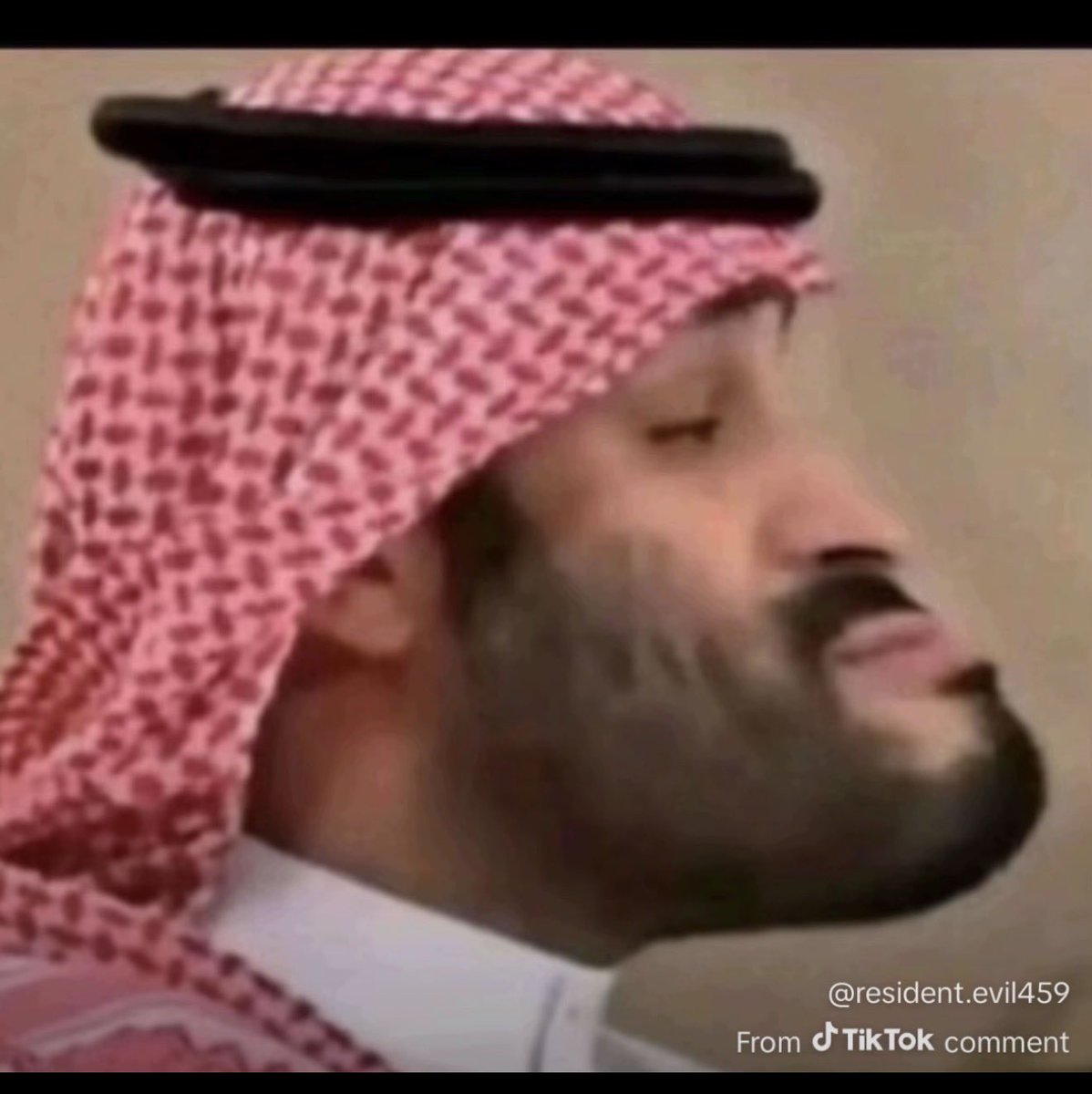 86_nightmare's tweet photo. @czmfoc @bin_hammad وزير الهياط والحشيش https://t.co/1OlKQtL3Y9