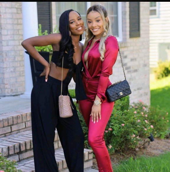 FreeMoneyLoops's tweet photo. @momoneydoll Yeah https://t.co/wUbCFgblwa