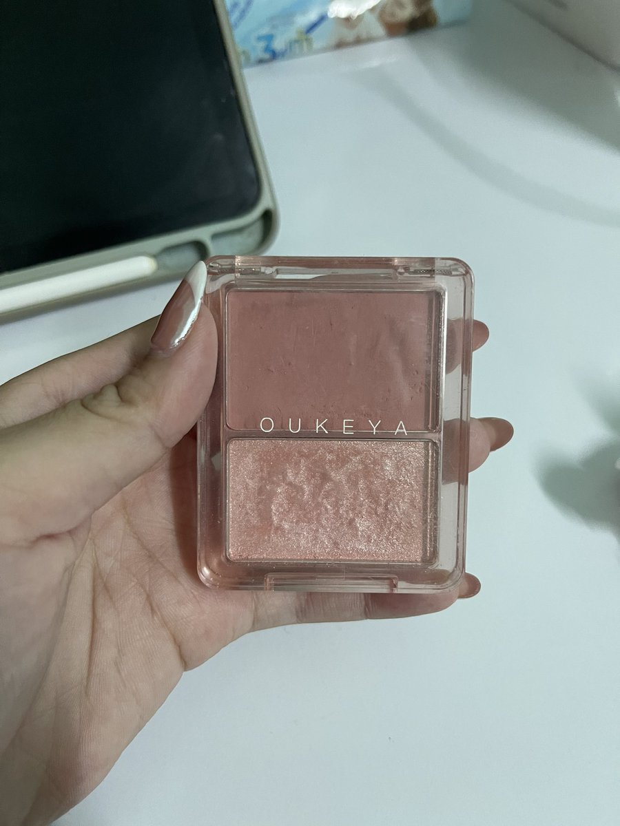 toonmatikaaa's tweet photo. OUKEYA BLINK BLINK BLUSH บลัชออน 2 ช่องสุดคุ้ม สวยครบจบในตลับเดียว! ✨💖
กดในแอพ🧡 69บาทเท่านั้นนนน

https://t.co/ZWhlFe9SYQ

#ป้ายยาหน่อย https://t.co/7ThrKwhvbn