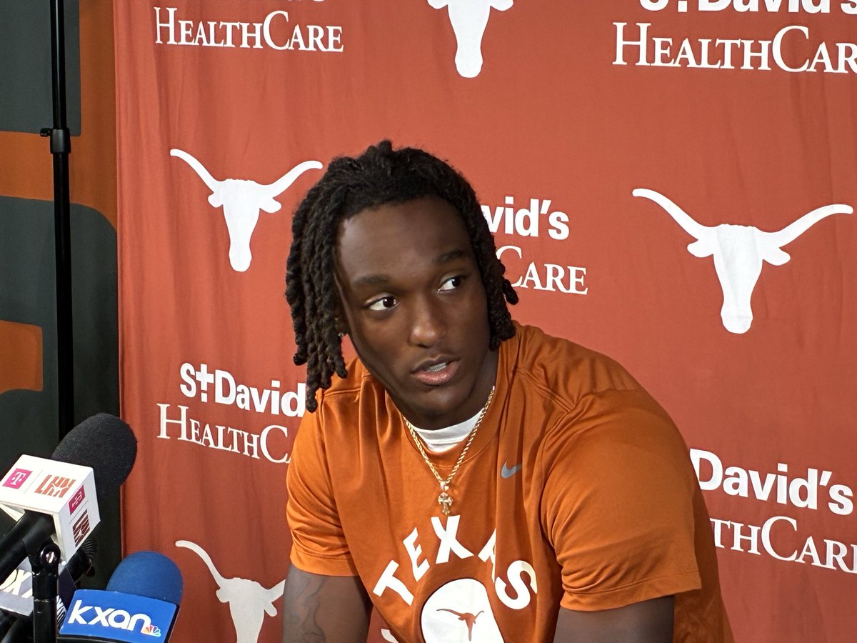 ZachDimmitt7's tweet photo. Cam Coleman said he calls his mom to pass time in Austin traffic.

Asked him if he gets homesick.

“I dont really get homesick but the guys really helped me, welcomed me with open arms and really make it seem like Im home even though I'm far away from home. It feels like a home” https://t.co/T2Zjl4axkl