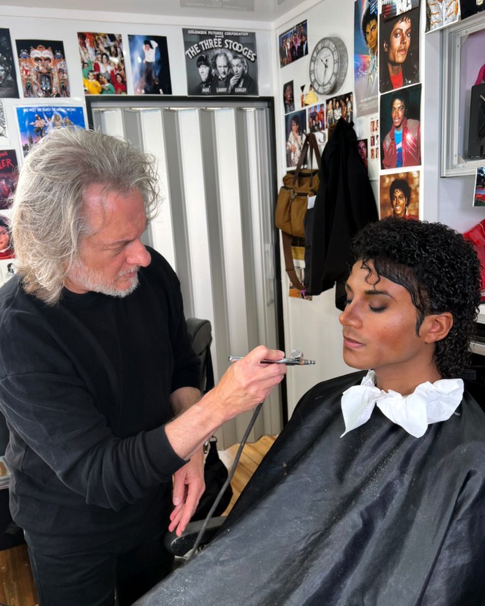 SWinstonSchool's tweet photo. New blog: https://t.co/ZqQVzGnRLD
Go behind the scenes with Academy Award-winning makeup artist Bill Corso as he reveals how Jaafar Jackson was transformed into Michael Jackson for the film Michael. https://t.co/5ji2Roun3E