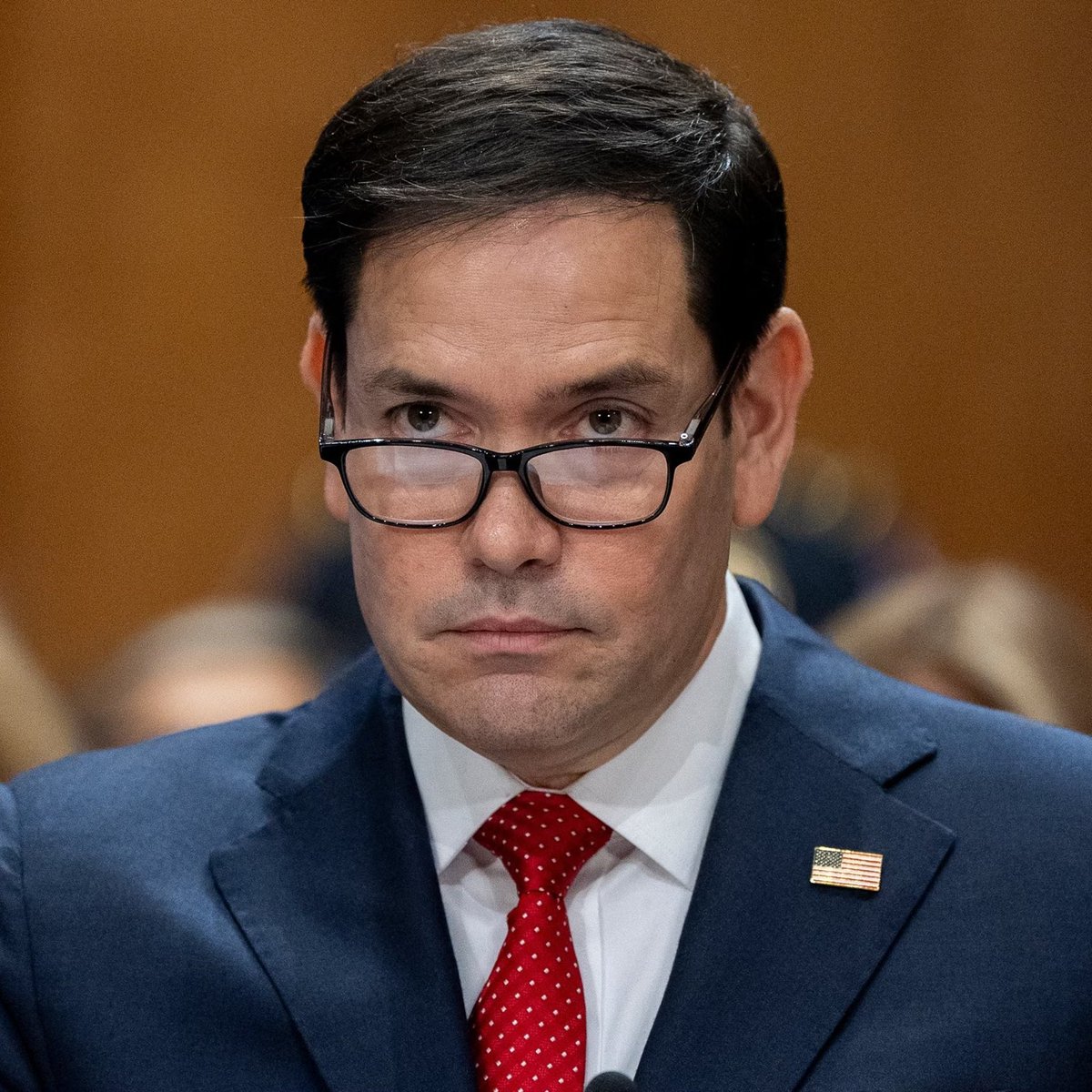 bralternativo_'s tweet photo. 🇺🇸🗳️ EMERSON: Marco Rubio lidera em cenário para a eleição presidencial dos EUA de 2028.

🔴 - Marco Rubio: 48%
🔵 - Alexandria Ocasio-Cortez: 43%

Data: 16 e 17 de agosto de 2026. https://t.co/kabU30CuWo