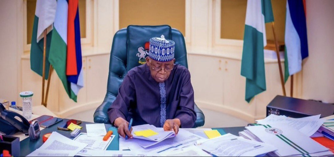 instablog9ja's tweet photo. FG approves ₦438bn for road construction and rehabilitation projects nationwide https://t.co/MdDbUlYKgE