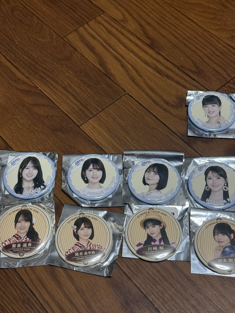 ryo____0215's tweet photo. 乃木坂 缶バッチ トレ

譲)画像

求)井上ABC(AB優先高)
     中西B
    岩本ABC
    冨里A(C)
    小川A(C)

上から順で欲しいです！

現地は厳しいので、郵送で取引希望です。 https://t.co/Lal2tCSk9a