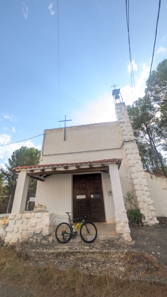 NachoTomas's tweet photo. Ruta circular por Yeste: La Graya, La Donal, Plañel y Arguellite 🚲🧡⛰️ https://t.co/0fHVVDR77o