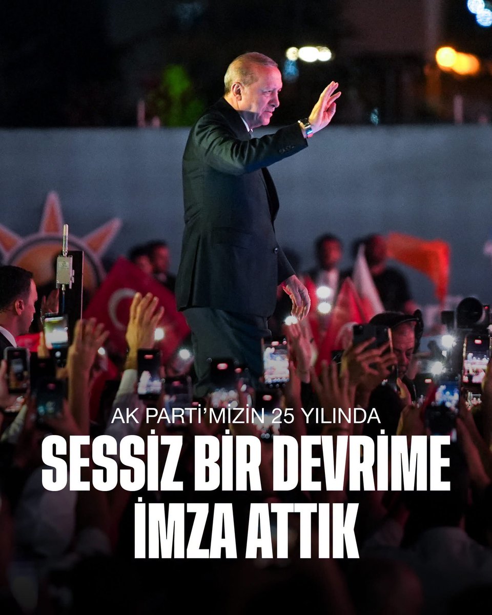 serkansiro's tweet photo. AK Parti’mizin 25 yılınd
@RTErdogan 

Eğitime 37 trilyon lira, sağlığa 14 trilyon lira, gençlik ve spora 5 trilyon lira, sosyal yardımlara 12 trilyon lira, adalete 4 trilyon lira, iç işlerine 3 trilyon lirası AFAD bünyesinde olmak üzere toplam 5 trilyon lira harcama yaptık. https://t.co/rsVWdgHFIm