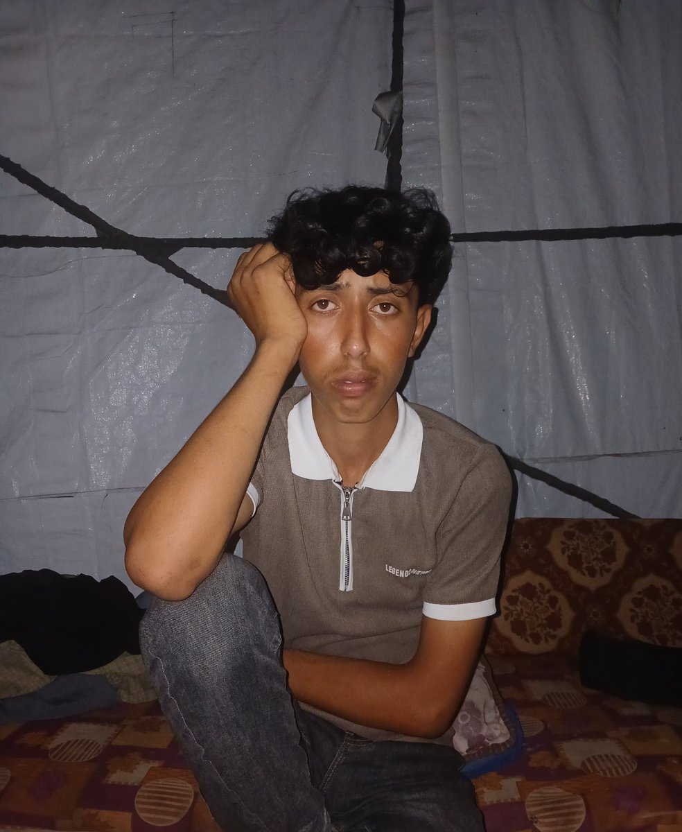 jamil_GZ's tweet photo. 💔 I can handle being tired.💔

What breaks me is watching my family need things I cannot provide.

I keep searching for a way to change our situation, but every day feels like another test of how much a person can endure.

https://t.co/9osqwbU9eG https://t.co/q6Kgop3ljV