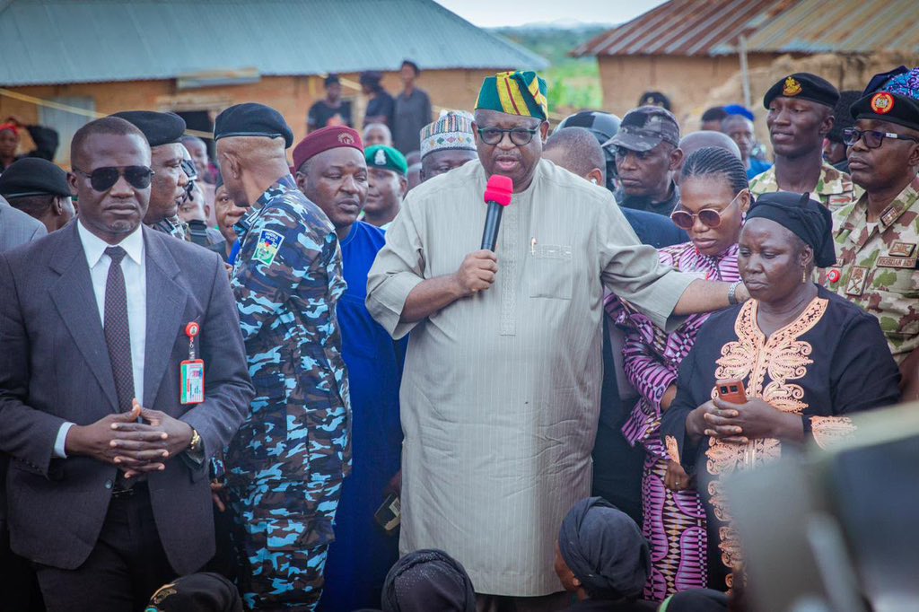 DOPA_PLSG's tweet photo. GOVERNOR MUTFWANG VISITS ATTACK COMMUNITY IN MANGU, CONDOLES BEREAVED FAMILIES, EXPRESSES DETERMINATION TO PROTECT PLATEAU HERITAGE

...Says the Attack is an Attack Directly on His Person

The Executive Governor of Plateau State, His Excellency, Barr. Caleb Manasseh Mutfwang, has visited the people of Bin Mper Community in Kombun District of Mangu Local Government Area, following the deadly attack on the community on Tuesday, August 18, 2026, which claimed lives and left others injured.

Governor Mutfwang, while addressing the people of the community, particularly women, expressed deep pain and sympathy over the tragic incident, describing the attack as barbaric, senseless and unacceptable.

He said the loss of innocent lives was not only an attack on the affected community but also a direct affront to his person and the collective resolve of the Plateau State Government to protect the lives and property of its citizens.

The Governor assured the people that his administration would adopt additional strategies and strengthen existing security measures to prevent further attacks on vulnerable communities, stressing that the government would not relent in its determination to secure the state and create an environment conducive to the prosperity and well-being of its people.

He said the attack occurred at a time when the government had reviewed its security architecture in collaboration with security agencies, including the new General Officer Commanding 3 Division, Nigerian Army, and other relevant authorities, with a renewed focus on protecting lives and property and preventing attacks on vulnerable communities.

“This is not an attack on the community alone; it is an attack on me. I pray that God will grant you peace and comfort. The police have said that some persons have been arrested, and we will follow the matter to its logical conclusion.

“We will do everything within our powers to ensure that you remain on your land. Nobody will take over your land,” the Governor assured.

Governor Mutfwang condoled with the families of those who lost their loved ones in the attack and prayed for the speedy recovery of those who sustained injuries, assuring the affected community that the government would continue to stand with them in their moment of grief.

He commended the courage, resilience and patriotism of Plateau youths who have continued to support efforts to safeguard their communities, urging them to remain peaceful, vigilant and law-abiding while working closely with constituted authorities.

The Governor emphasised that the fight against insecurity requires unity and strong collaboration among communities, traditional institutions, government and security agencies. He expressed confidence that, through collective resolve and sustained security operations, Plateau State would prevail over banditry, terrorism and other criminal elements threatening the peace of the state.

Earlier, Governor Mutfwang received a security briefing from the General Officer Commanding 3 Division, Nigerian Army, where he called for more proactive, intelligence-driven and coordinated measures to protect vulnerable communities and prevent attacks before they occur.

The Governor also paid a sympathy visit to the Mishkagham Mwaghavul, His Royal Highness, Da. John Putmang Hirse, where he condoled with the bereaved families and the entire Mwaghavul Nation over the tragic incident.

He assured the traditional ruler and the people that he would never let them down, stressing that his administration remained resolute in its determination to defeat banditry and all forms of criminality in the state.