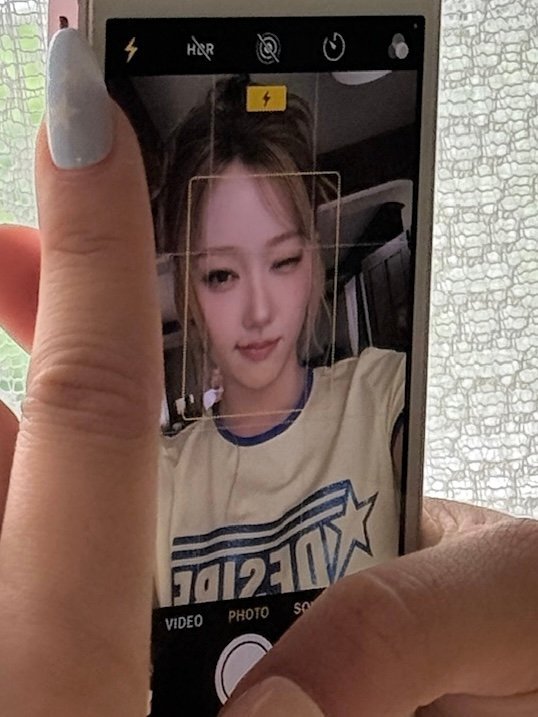 kkiiyee31's tweet photo. 혜원언니레몬색완전퍼컬이야ㅠㅠ https://t.co/fe6XZoCi72