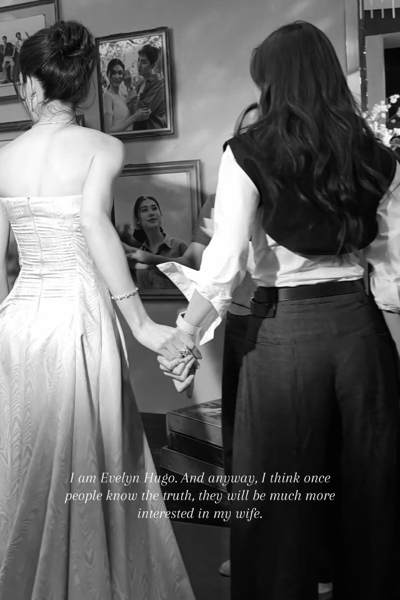 taramaethavee's tweet photo. Evelyn, who was your great love? You can tell me..

"Celia St. James."

🤍 https://t.co/Oa25xtu7Bm