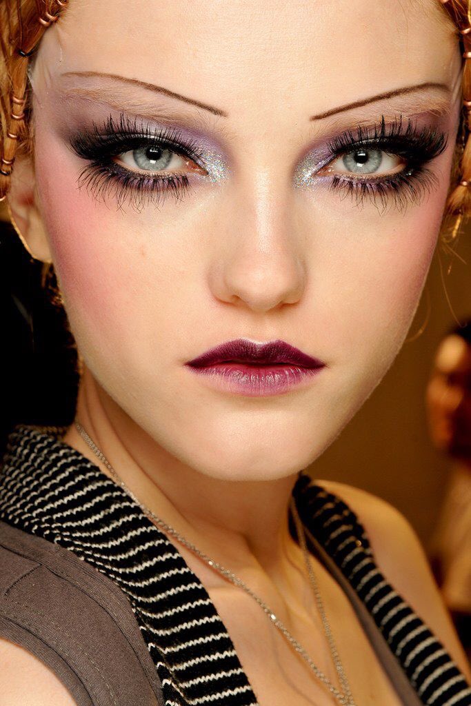 whitney_jewston's tweet photo. Makeup for Dior Fall 2009 RTW, by Pat McGrath https://t.co/fsZT2eFSPu