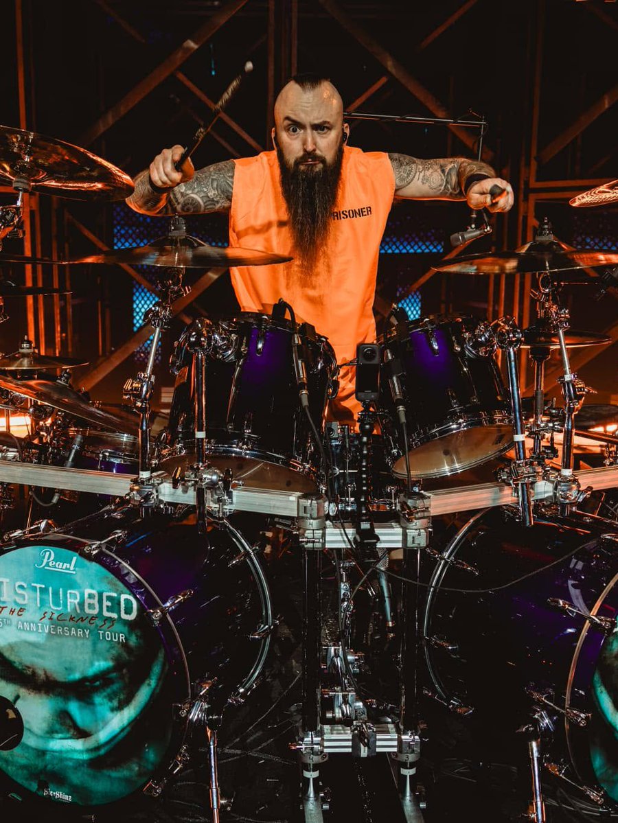 Disturbed's tweet photo. Happy Birthday, @MikeWengren!! 🥁🤘🤘

📷 @britt_bowman https://t.co/Pt8jVkpGVl