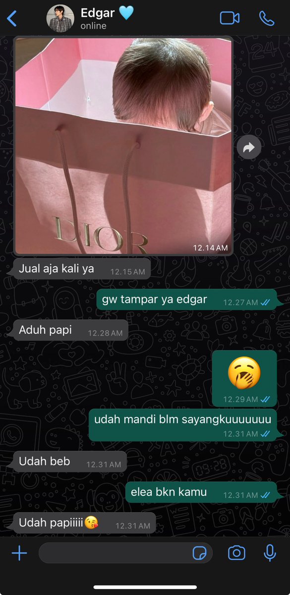 prettiebin's tweet photo. #ea versi rumah tangga https://t.co/ZOWGCYtwqH