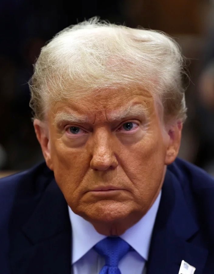 BRICSinfo's tweet photo. JUST IN: 🇨🇳🇺🇸 China says President Trump's threat to launch "economic warfare" on Iran and its trading partners won't work. https://t.co/utXZAIPtbo