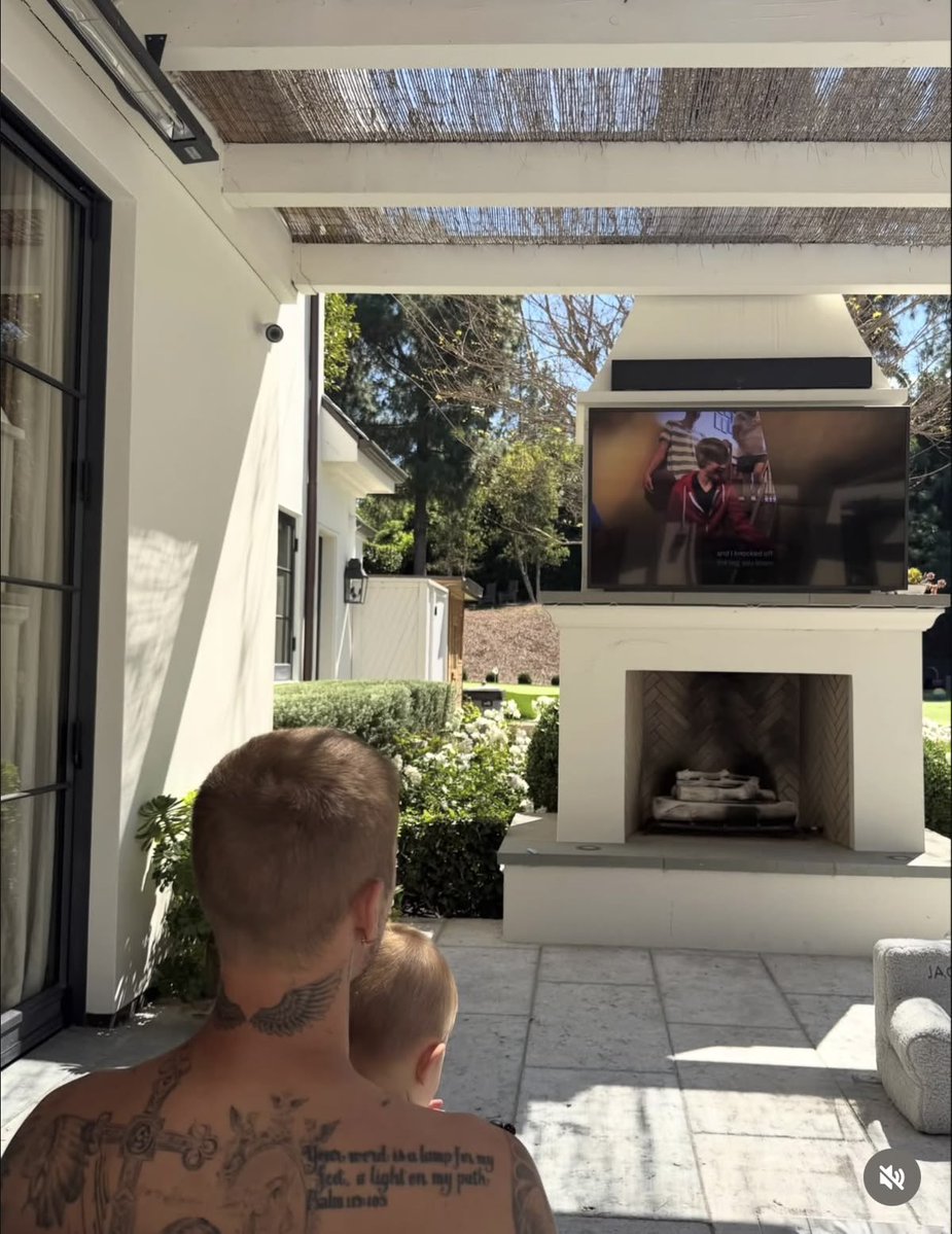 offmybieber's tweet photo. “a good dad” 🥹🥺 https://t.co/57TmfQ9mWX