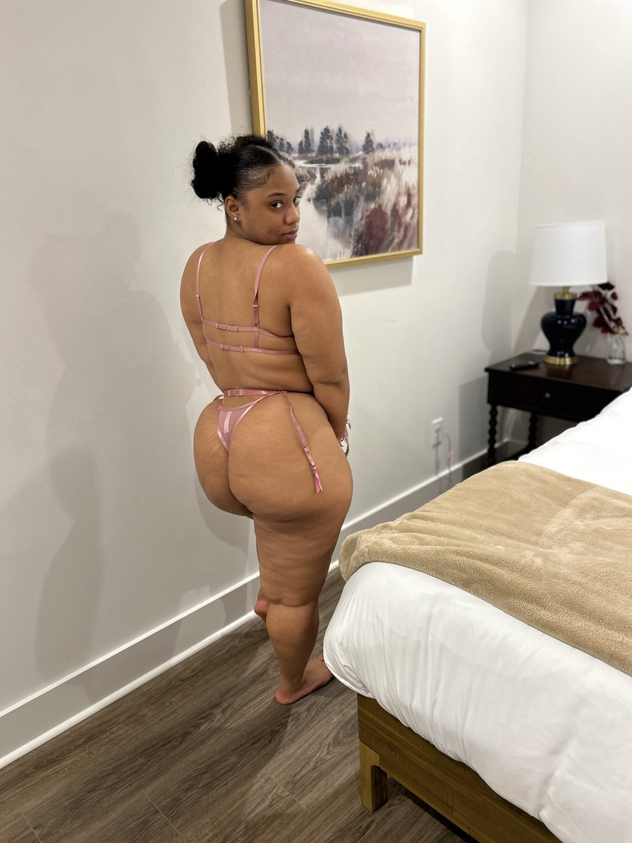 nastyyqueenn's tweet photo. Come chat w/ me 🫦 
https://t.co/RBovrC60DY https://t.co/euYAxowJVt
