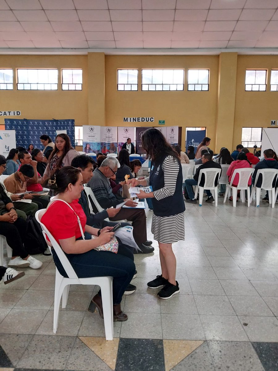 MinexGt's tweet photo. El @MinexGt participa en la #ExpoCAP brindando orientación sobre servicios de registro civil, asistencia y protección consular, así como atención de personas en condición de vulnerabilidad, fallecidos y procesos de localización.
Esta actividad forma parte de las acciones que se realizan en el marco del Consejo de Atención y Protección, un espacio de coordinación con enfoque en la prevención de la migración irregular.