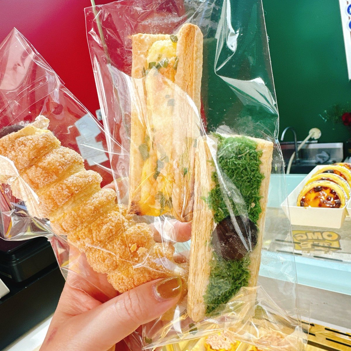 GregNaej's tweet photo. Just passed my favorite neighborhood snack shop and grabbed a bag of crunchy matcha rice crackers—who’s ready to split these salty-sweet treats https://t.co/UehwhQVhQL