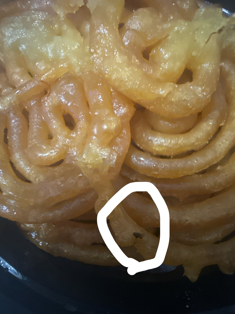 vinaytomar's tweet photo. @Swiggy @MirchMasalaAhmedabad Ordered jalebi for my children and found a mosquito/fly-like insect inside. 
Reported it to Swiggy,and the “solution”was a ₹39coupon and feedback to the restaurant.Seriously?
This is a food safety issue,not a discount issue. @fssaiindia @prafulpbjp https://t.co/hgnQvy7NKJ
