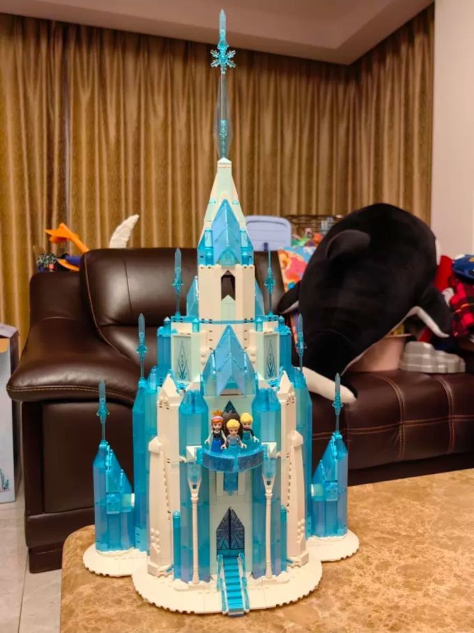 mhmddda1's tweet photo. Just had the BEST 30 mins building a block castle with my 5-year-old – no screens, just messy joy u0026 big smiles! Building memories one block at a time , https://t.co/f9JZiHYuVQ