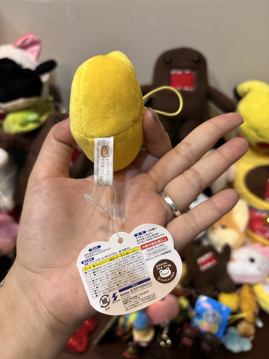 Kalucent_'s tweet photo. Wts / want to sell 
picles the frogie ganci / strap phone bisa 

tanya" aja dulu 
bisa co via 🍊 splitpay / full pay 
pengiriman dari payakumbuh ( sumatra barat) 

#wts #picklesthefrogi #sale https://t.co/i5b1JMzjrw