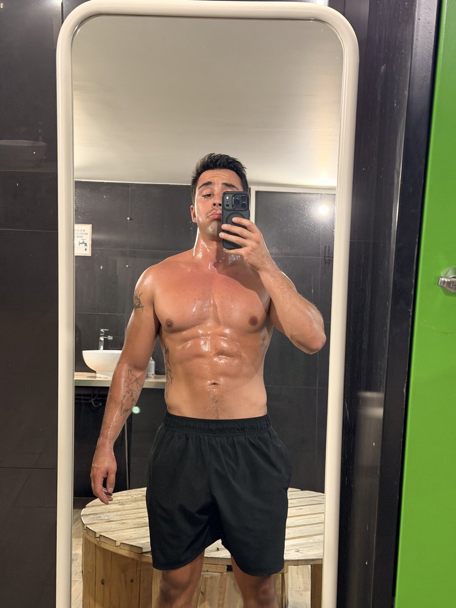 clemtixx's tweet photo. Cartouche du jour 🥵 https://t.co/iqR2EQST5Z