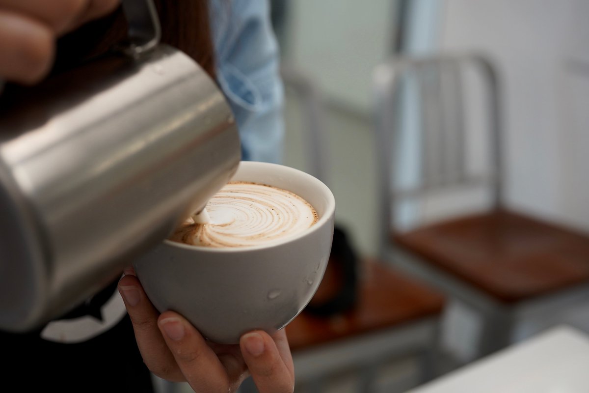 gg_grow's tweet photo. Tried the new AR café menu today u0026 it blew my mind! Scanning the QR code made the latte art come alive on my phone—games + coffee = perfect morning vibe. https://t.co/c4pifHfG8e